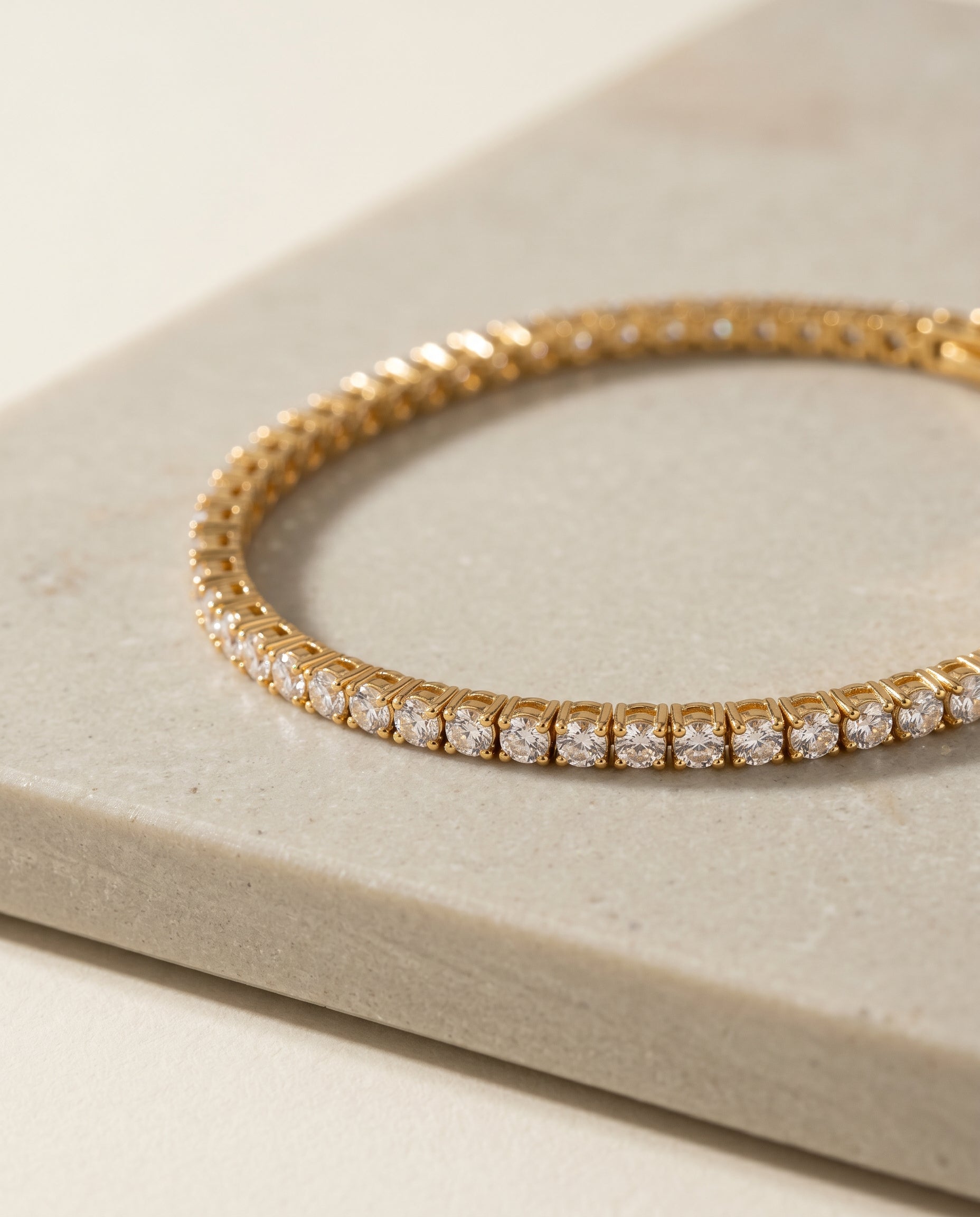 Sirène Tennis Bracelet · main