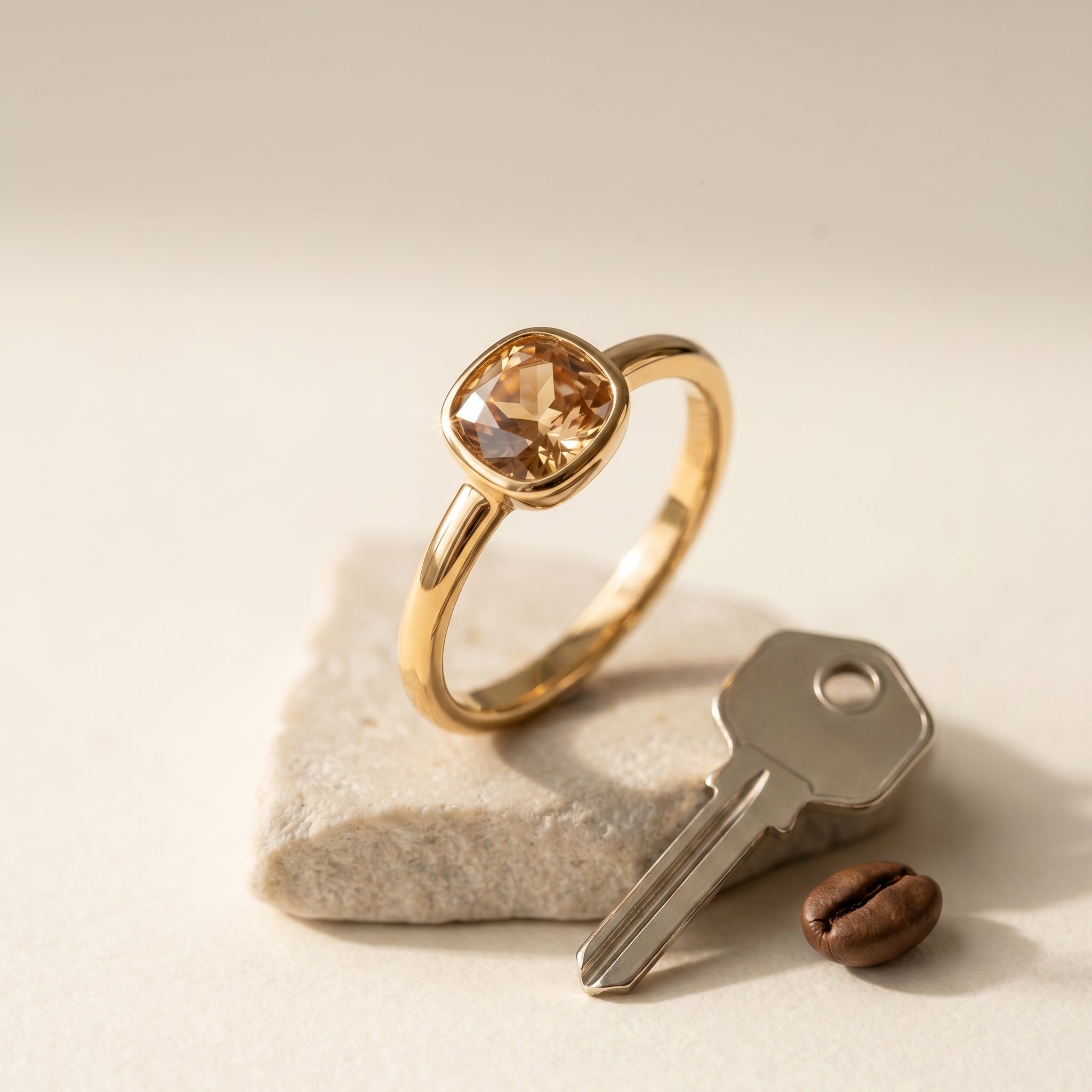Élise Gemstone Ring · scale