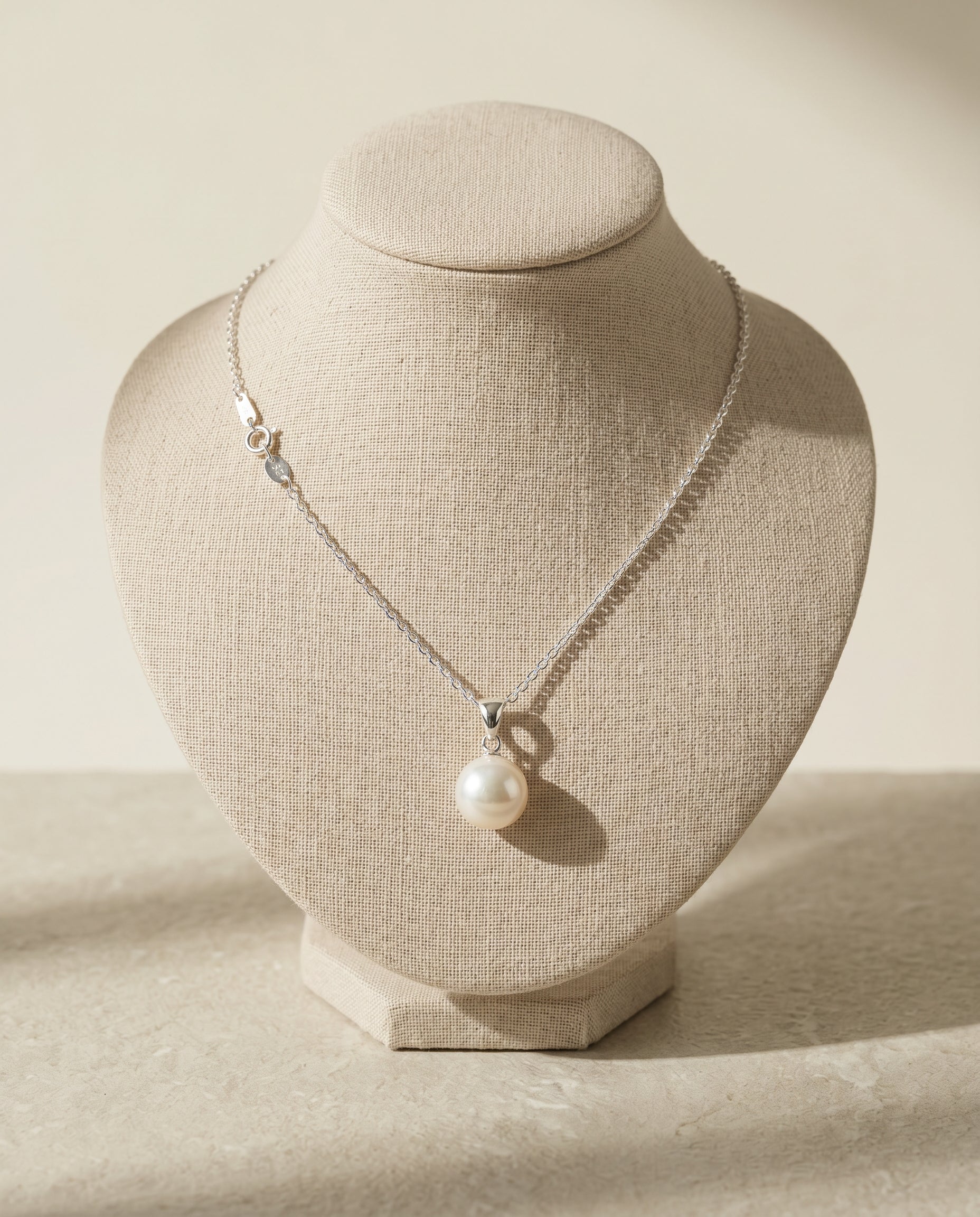 Perla Pearl Necklace · main