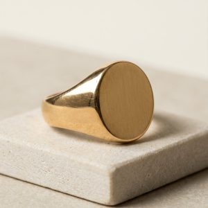Régent Signet Ring · main